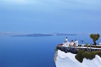 Andronis Luxury Suites in Santorini